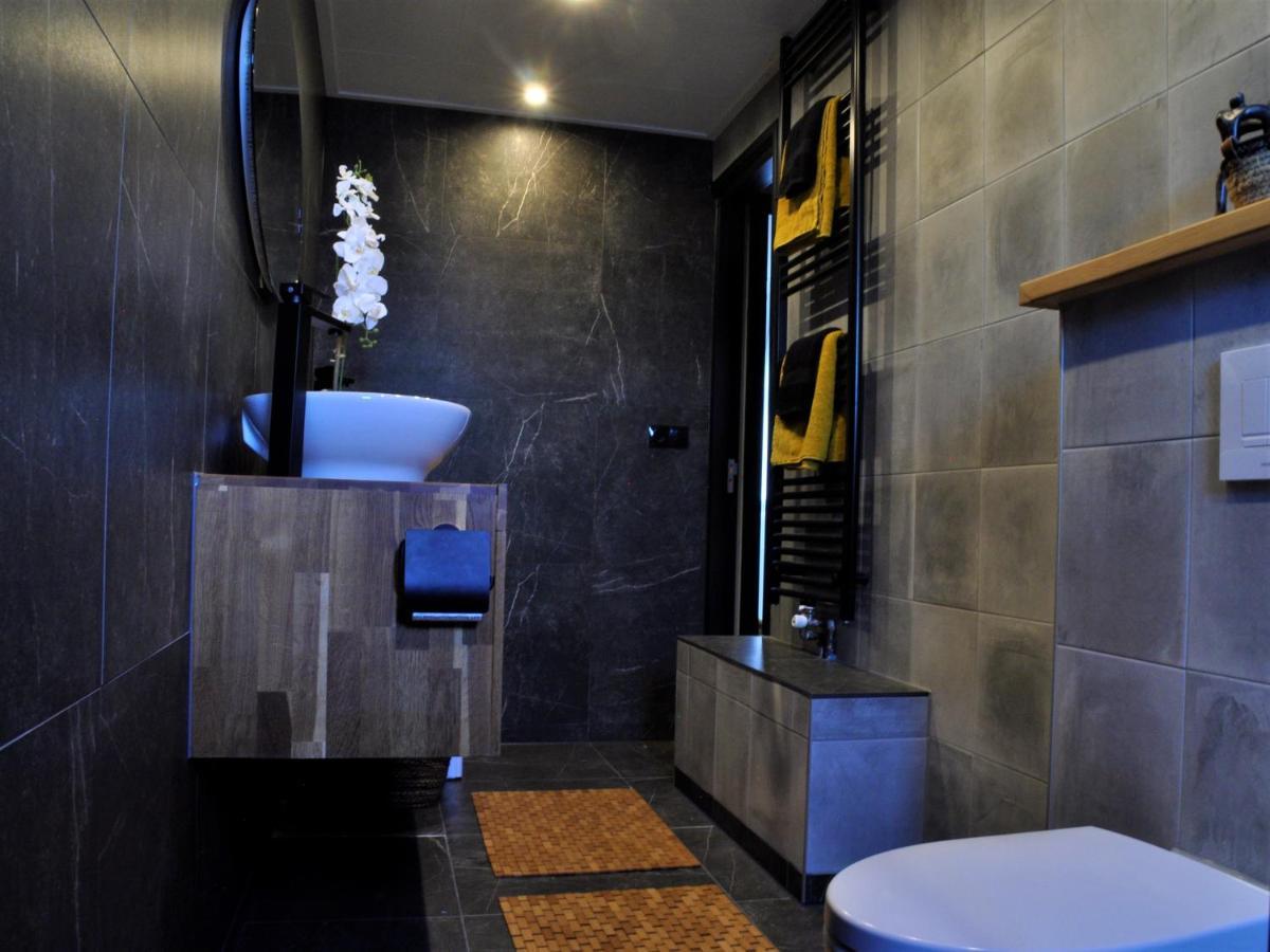 Huis Nummer 7 Met Sauna En 3 Slaapkamers Leeuwarden Ngoại thất bức ảnh