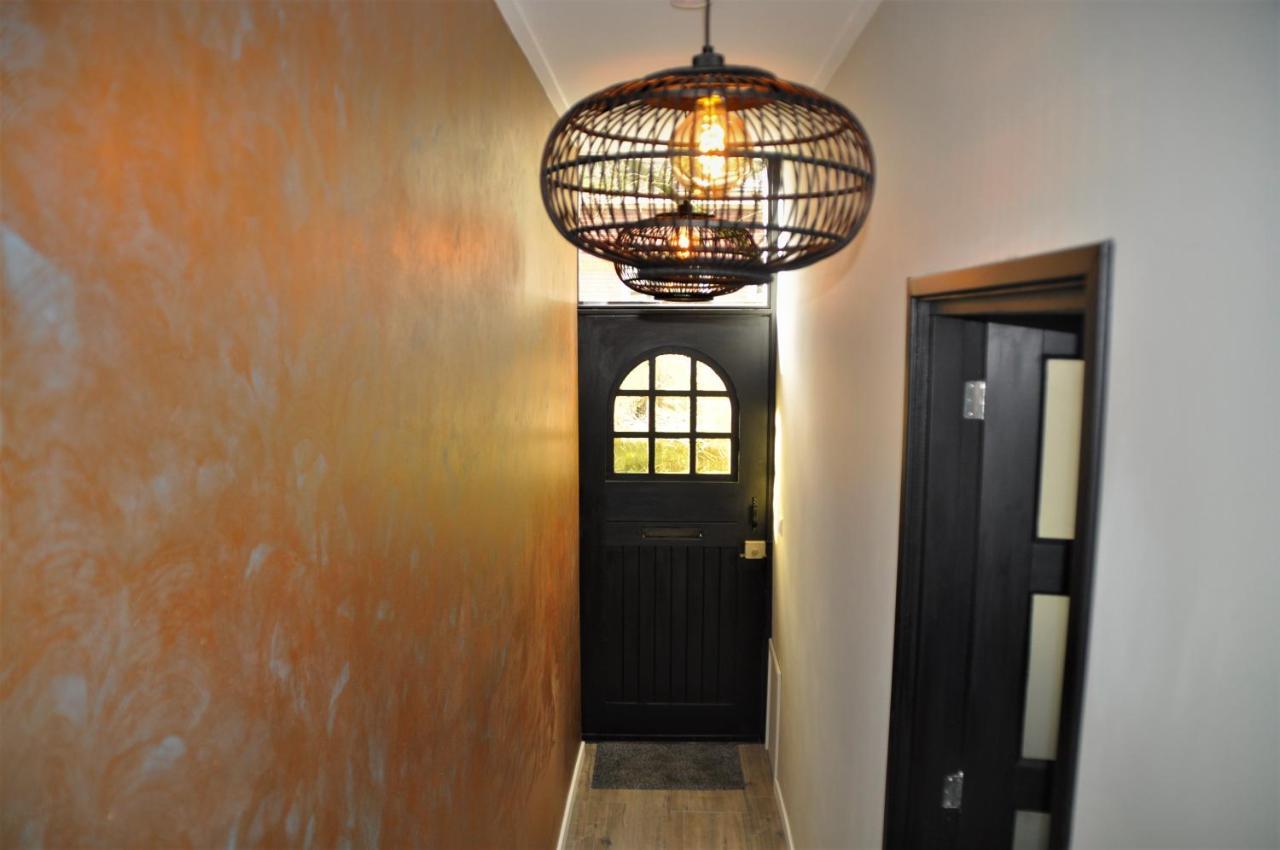 Huis Nummer 7 Met Sauna En 3 Slaapkamers Leeuwarden Ngoại thất bức ảnh